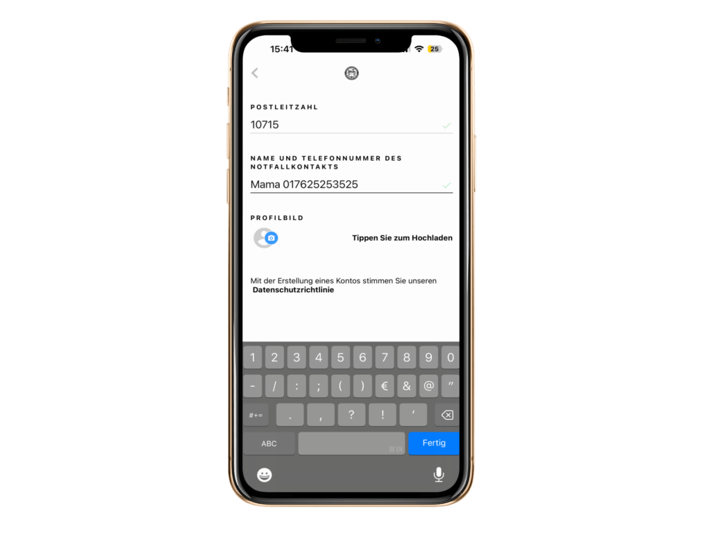Screenshot: Daten des Familienmitglieds eintragen