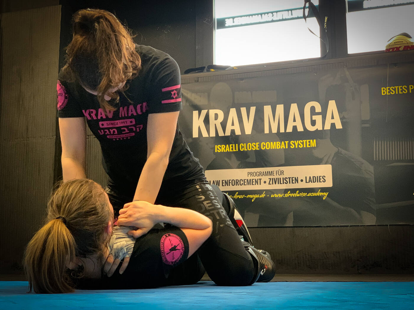Ladies Krav Maga bei der Streetwise Academy Berlin
